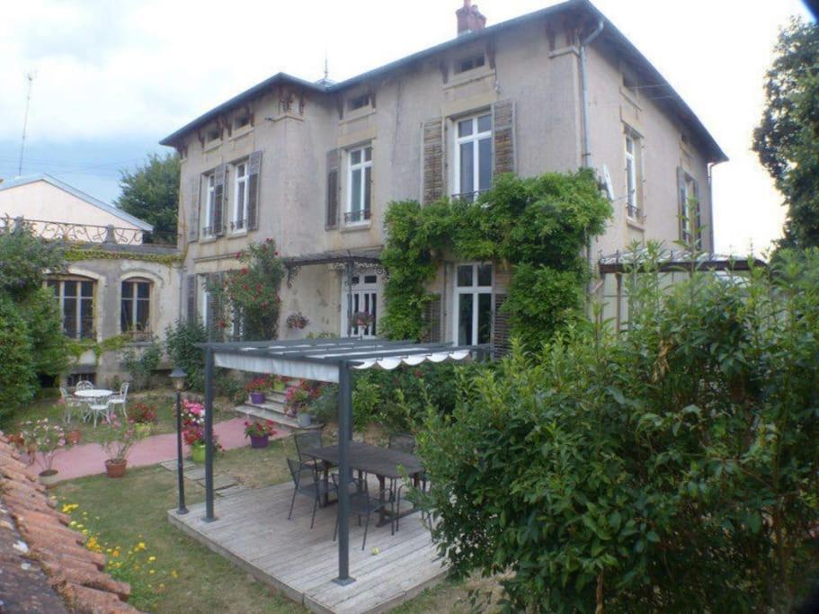 Appartement De Caractere Mirecourt Luaran gambar